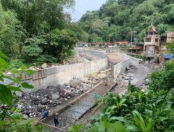 Lanjutkan Perbaikan, Jalan Lubuk Mata Kucing Ditutup Sementara