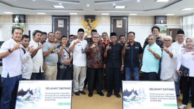 Terima Audiensi PJKIP, Ketua DPRD Sumbar Muhidi : Keterbukaan Informasi Publik Hak Masyarakat