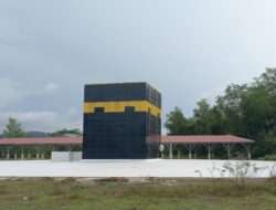 Proyek Miniatur Ka’bah Kandi Tidak Terurus, Pencuri Beraksi Kotoran Hewan Berserakan