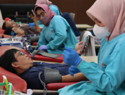 Peringati Bulan Bakti K3 Tahun 2025 Pelindo Regional 2 Teluk Bayur Gelar Donor Darah