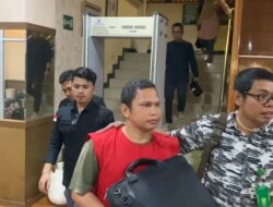 Buronan Kasus Pengancaman, Ansori Akhirnya Dieksekusi Kejari Pekanbaru