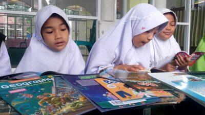 Perpustakaan Masjid Al-Maghfirah Lubuk Buaya Sukses Tarik Minat Anak-anak