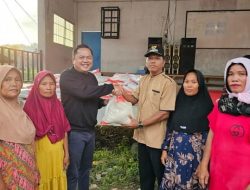 Duka Pelangai Gadang, Doni Harsiva Bantu Warga dan Usulkan Normalisasi Sungai