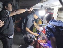 Ratusan Botol Miras Disita, Satreskrim Polresta Pekanbaru Razia Kedai Gerobak di Pasar Bawah