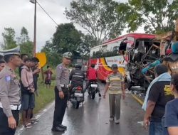 Kecelakaan Maut di Gunung Talang, Bus Gumarang Jaya dan Truk Fuso Bertabrakan