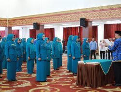 Bupati Pessel Lantik Pengurus TP PKK