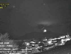 Sabtu Malam, Gunung Marapi Kembali Erupsi