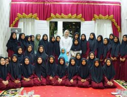 Bupati Annisa Jalin Tali Asih dengan Anak Yatim