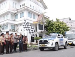 Lepas Kontingen Jambore Karhutla 2025, Kapolres Rohil Serahkan Bibit Pohon sebagai Simbol Peduli Lingkungan