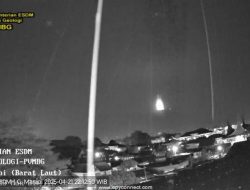 Gunung Marapi Malam Ini Kembali Erupsi