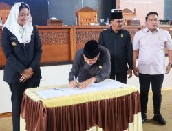 Ranperda Pajak dan Retribusi Daerah Dharmasraya Disepakati Menjadi Perda
