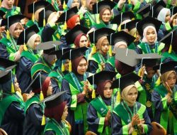 375 Mahasiswa UIN Mahmud Yunus Diwisuda