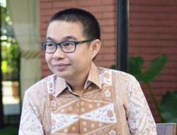 Musfi Yendra : Keterbukaan Informasi Sektor Pendidikan Harus Dibenahi