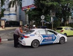 Puluhan Kendaraan Ditilang di Depan RSUD Arifin Achmad, Polda Riau Tegas Tertibkan Parkir Liar
