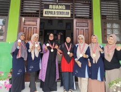 Jajaran SMAN 3 Lubuk Basung menerima sejumlah medali setelah mengikuti ajang Lomba Peneliti Belia (LPB ) Tingkat Nasional Tahun 2024