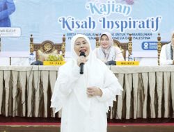 Dewi Yull Sampaikan Tausyiah Penuh Makna di Safari Dakwah Kota Pariaman