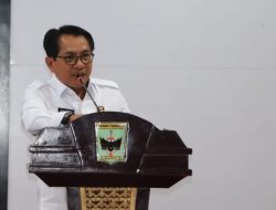 8 Fraksi di DPRD Terima LKPJ Bupati Padang Pariaman