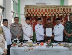 Dipimpin Kakankemenag, Kepala KUA PPB Diserahterimakan dari Jupagni Kepada Muhammad Nur