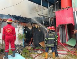 Padang Dilanda Dua Kebakaran dalam Sehari, Kerugian Capai Ratusan Juta Rupiah