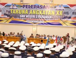 Plt. Kadisdikpora Hadiri Lepas Lulus Taruna SMKN 3 Pariaman