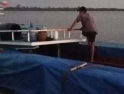 Polres Meranti Gagalkan Penyelundupan 25 Ton Kayu Ilegal di Selat Ringgit