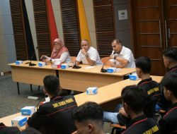 10 Alumni SMK Semen Padang Ikuti Magang Bersertifikat di PT Semen Padang, Oktoweri: Investasi Terbaik adalah Investasi pada Manusia