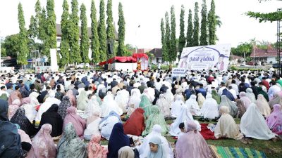 Pemerintah Kota Pariaman Gelar Shalat Idul Adha di Lapangan Merdeka