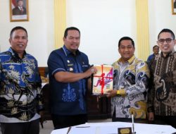 Walikota Pariaman Sampaikan LKPD 2024 dalam Rapat Paripurna
