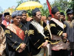 Tradisi Batagak Pangulu di Nagari Mungo, Tantangan dan Upaya Pelestariannya
