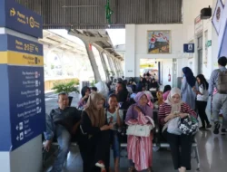Pariaman Ekspres, Kereta Wisata Rakyat Bawa Penumoang Menyusuri Alam dan Budaya Pesisir Minangkabau