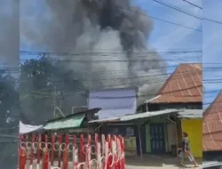 Rumah dan Toko di Lubeg Terbakar, Kerugian Capai Rp500 juta