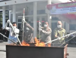 Kejari Pasbar Musnahkan Barang Bukti 49 Perkara, Termasuk Ganja dan Sabu