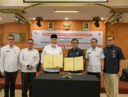 PT Semen Padang dan Pemprov Sumbar Teken Kerja Sama Energi Terbarukan, Siap Jadi Pelopor Industri Hijau