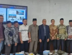 Komisi V DPRD Sumbar Terima Kunjungan IKSB, Bahas Dukungan Pembangunan Pesantren El Sunuri
