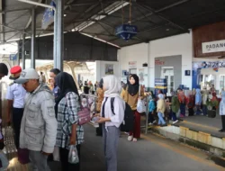 Tiket KA Long Weekend HUT Ke-80 RI wilayah Divre II Sumbar Masih Tersedia