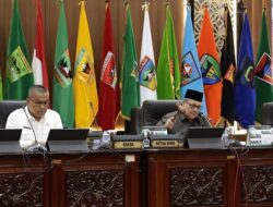 DPRD Sumbar Tetapkan Perubahan Peraturan Tata Tertib