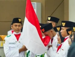 74 Orang Anggota Paskibra Dharmasra Dikukuhkan