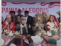 Pawai Alegoris HUT ke-80 RI di Agam, Ribuan Warga Padati Pusat Pemerintahan