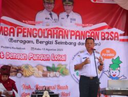 Wawako Elzadaswarman Buka Bazar Pasar Murah di Pasar Rakyat Padang Kaduduak