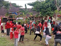 Bendera Palestina Berkibar dalam Semarak HUT RI di RT 03/RW 01 Kelurahan Nan Balimo