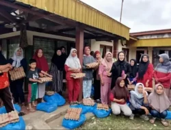 Melalui Jumat Berkah, Muzaki Bagikan Sembako ke Warga Padang Rajo