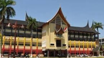 Kursi Pejabat Eselon II Bergeser, Mahyeldi Lakukan Job Fit di Jajaran Pemerintah Provinsi
