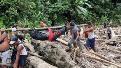 Korban Tenggelam di Batang Pasaman Masih Dicari