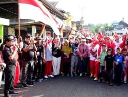 Bupati John Kenedi Aziz Lepas Gerak Jalan Jantung Sehat