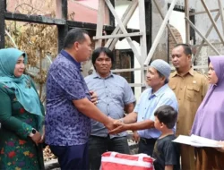 Pemko Pariaman dan Baznas Salurkan Bantuan untuk Korban Kebakaran