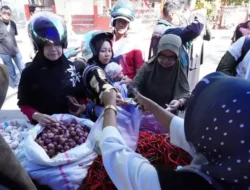 Polres Tanah Datar Gelar Gerakan Pangan Murah