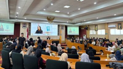 Ngaji Literasi UNP Hadirkan J.S Khairen, Kisah Dompet Ayah Sepatu Ibu Jadi Inspirasi