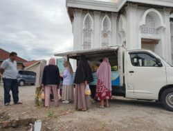 Warga Bukittinggi Serbu Gerakan Pangan Murah 