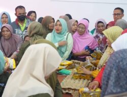Pemkab Dharmasraya Bantu Masyarakat dengan Gerakan Pangan Murah