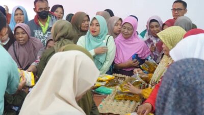 Pemkab Dharmasraya Bantu Masyarakat dengan Gerakan Pangan Murah
